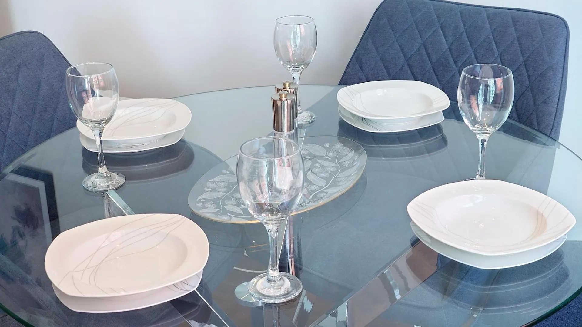 Deluxe One Bed Apartment By London Excel & O2 0*,  United Kingdom